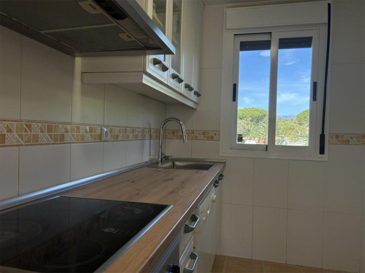 2 Bed Apartment for sale in Marbesa Costa Del Sol, Málaga, Spain