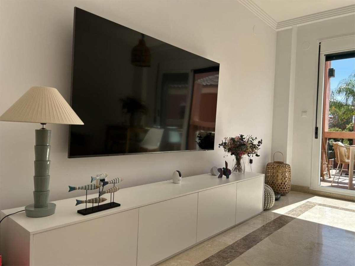 2 Bed Apartment for sale in Marbesa Costa Del Sol, Málaga, Spain