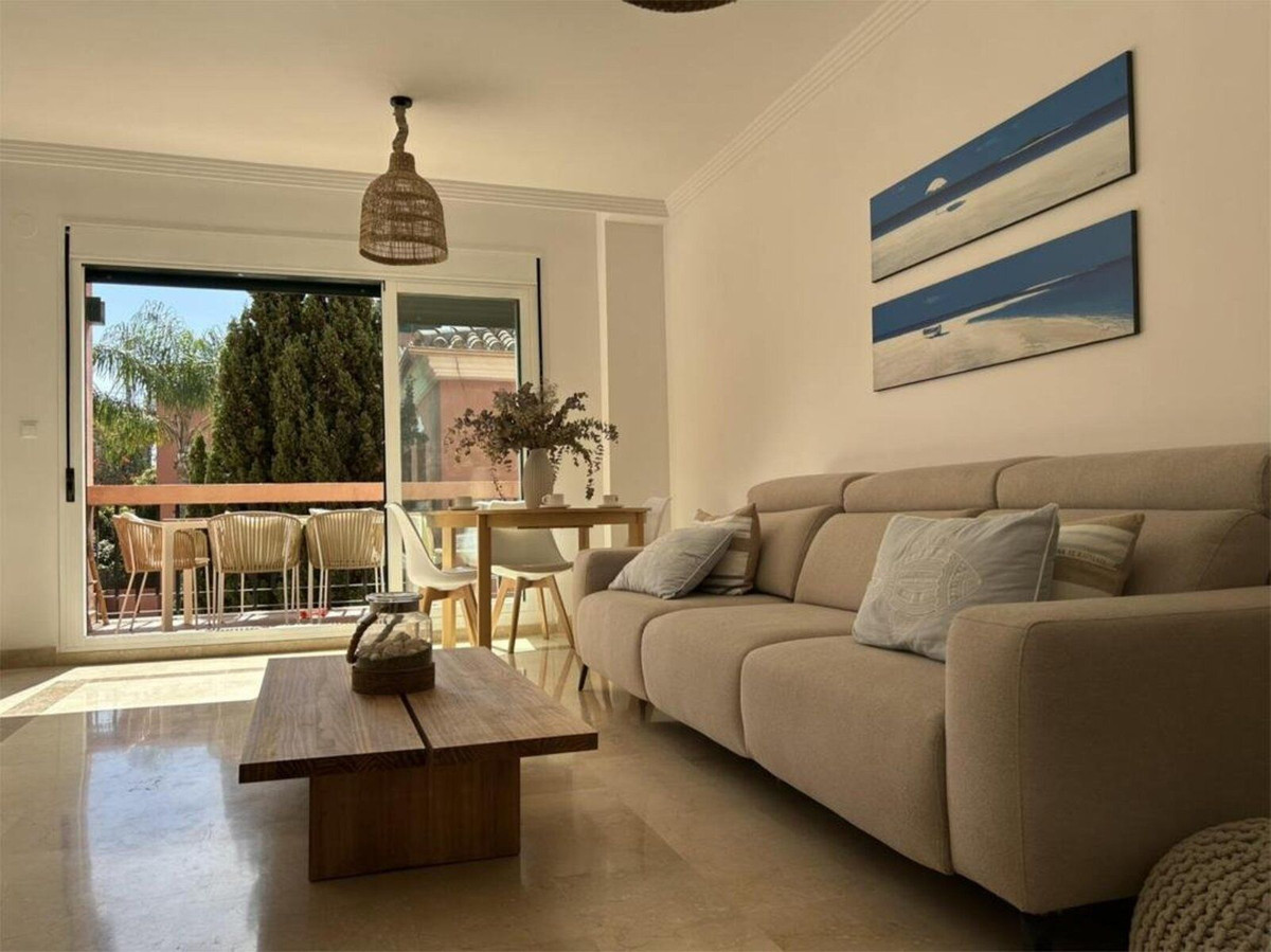 2 Bed Apartment for sale in Marbesa Costa Del Sol, Málaga, Spain