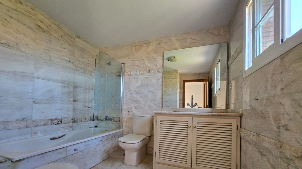 4 Bed Townhouse for sale in La Cala De Mijas Costa Del Sol, Málaga, Spain