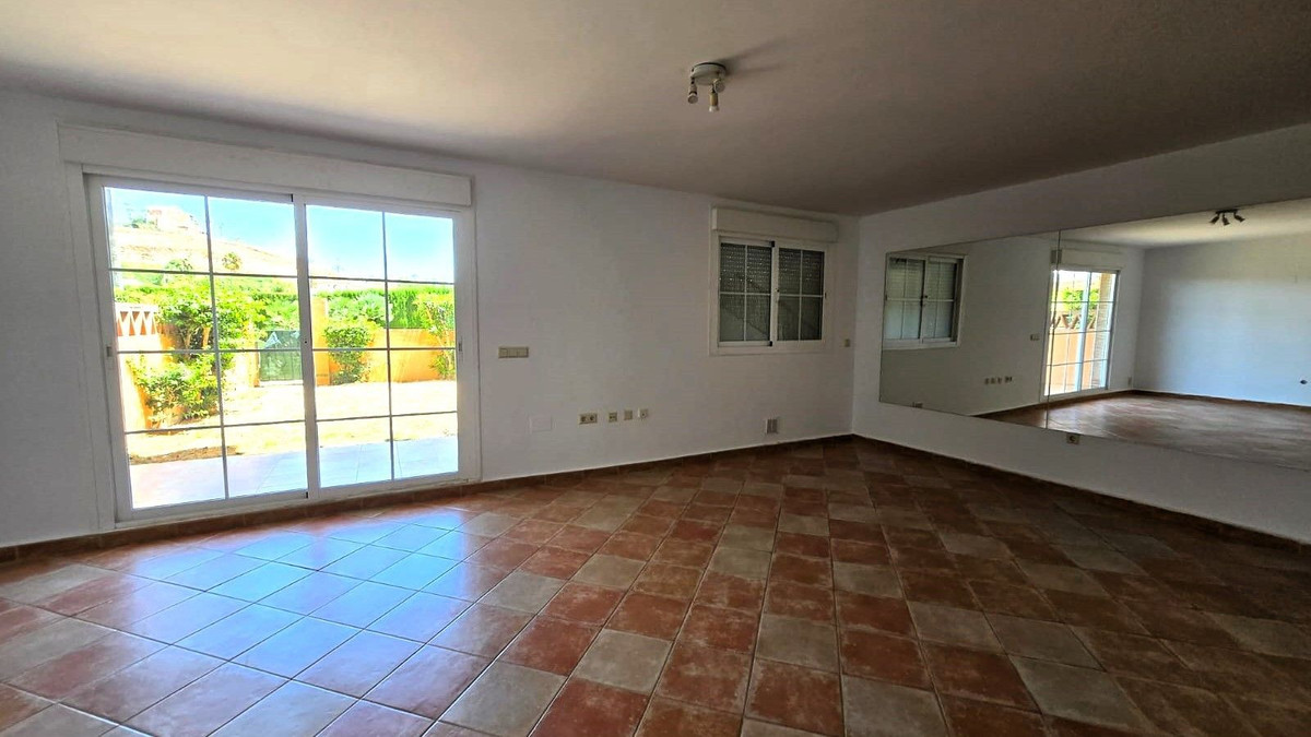 4 Bed Townhouse for sale in La Cala De Mijas Costa Del Sol, Málaga, Spain