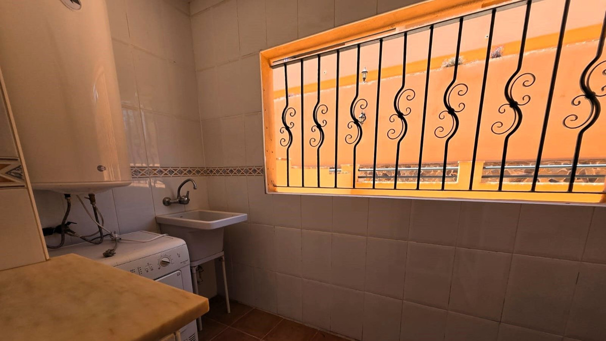 4 Bed Townhouse for sale in La Cala De Mijas Costa Del Sol, Málaga, Spain