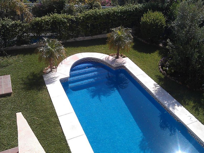 Se vende Villa - Chalet de 4 dormitorios en Costa Del Sol, Málaga, España