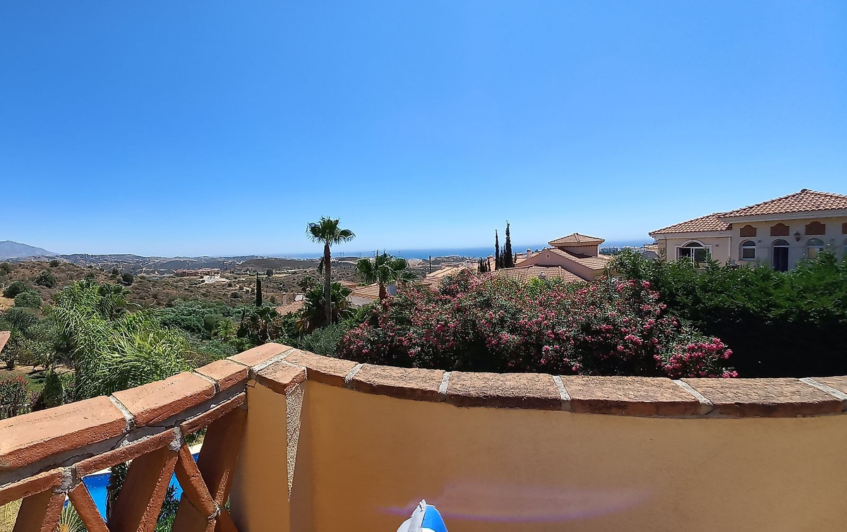 Se vende Villa - Chalet de 4 dormitorios en Costa Del Sol, Málaga, España