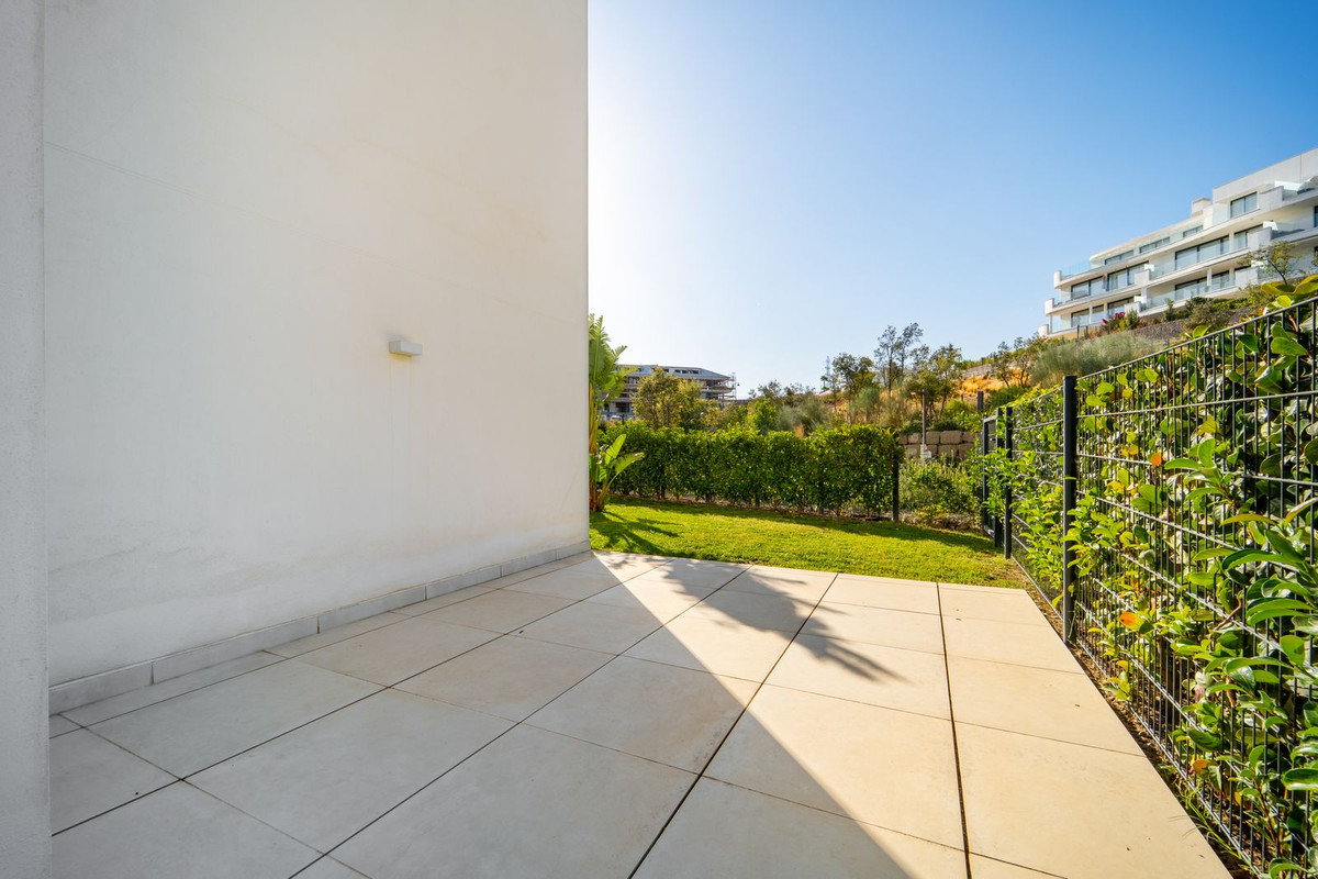 3 Bed Apartment for sale in Fuengirola Costa Del Sol, Málaga, Spain
