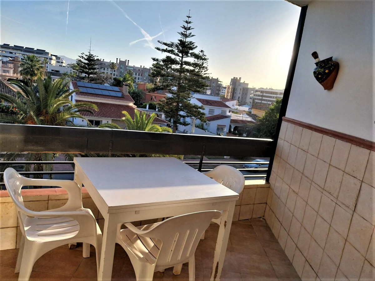 Se vende Apartamento Planta Media de 3 dormitorios en Costa Del Sol, Málaga, España