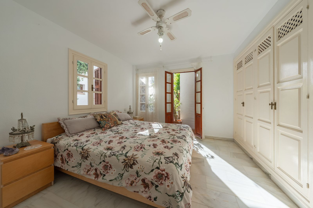 Se vende Apartamento Planta Baja de 3 dormitorios en Costa Del Sol, Málaga, España
