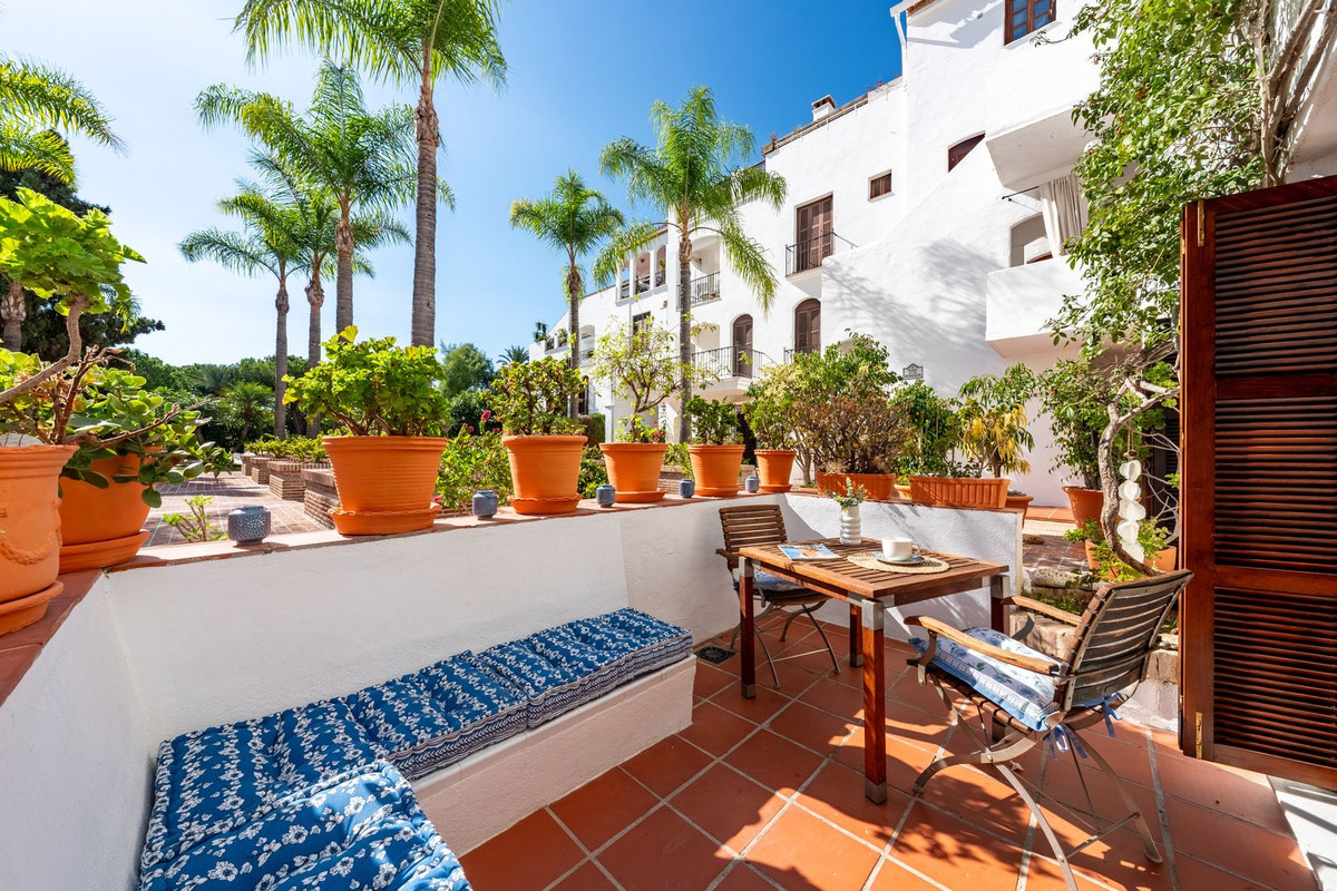 Se vende Apartamento Planta Baja de 3 dormitorios en Costa Del Sol, Málaga, España