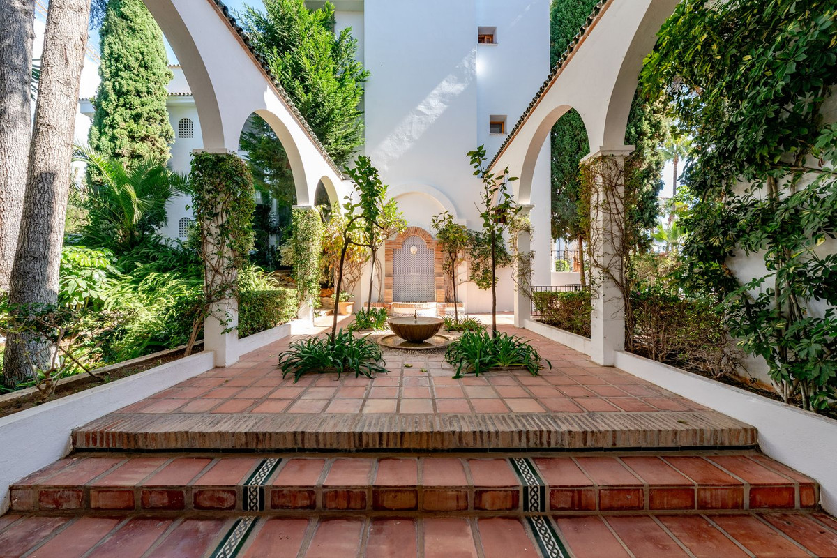 Se vende Apartamento Planta Baja de 3 dormitorios en Costa Del Sol, Málaga, España