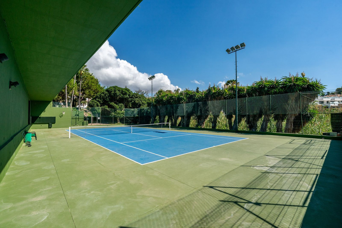 Se vende Apartamento Planta Baja de 3 dormitorios en Costa Del Sol, Málaga, España