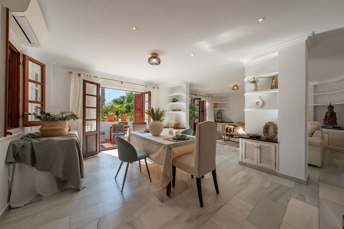 Se vende Apartamento Planta Baja de 3 dormitorios en Costa Del Sol, Málaga, España