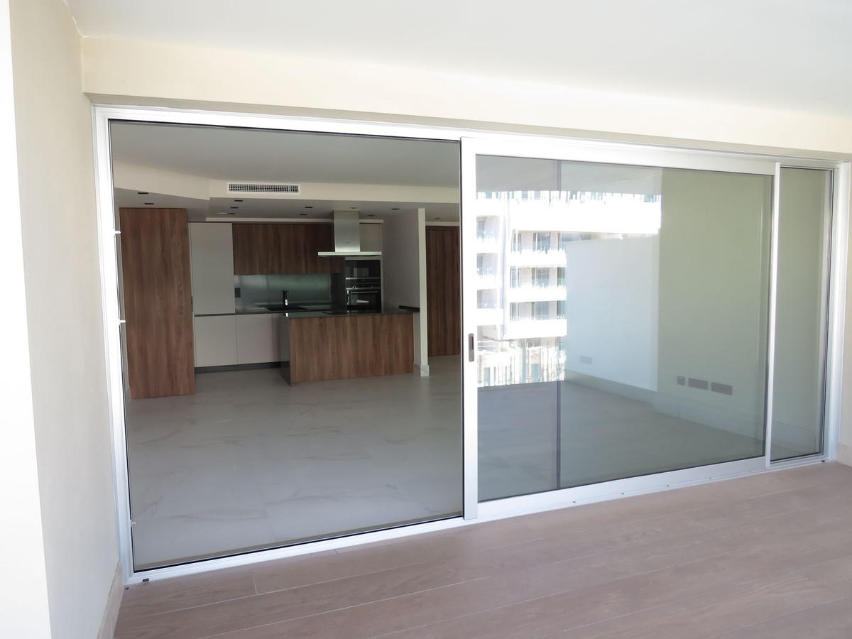3 Bed Apartment for sale in San Pedro De Alcántara Costa Del Sol, Málaga, Spain