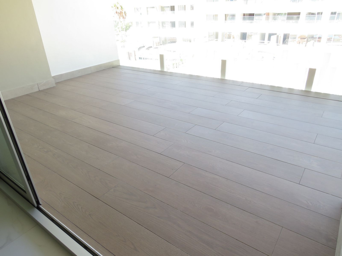 3 Bed Apartment for sale in San Pedro De Alcántara Costa Del Sol, Málaga, Spain