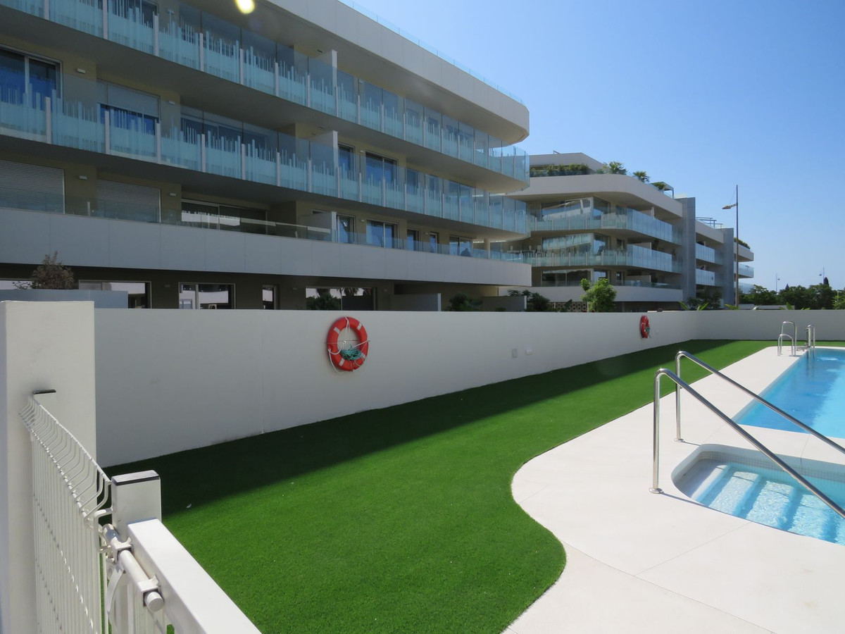 3 Bed Apartment for sale in San Pedro De Alcántara Costa Del Sol, Málaga, Spain