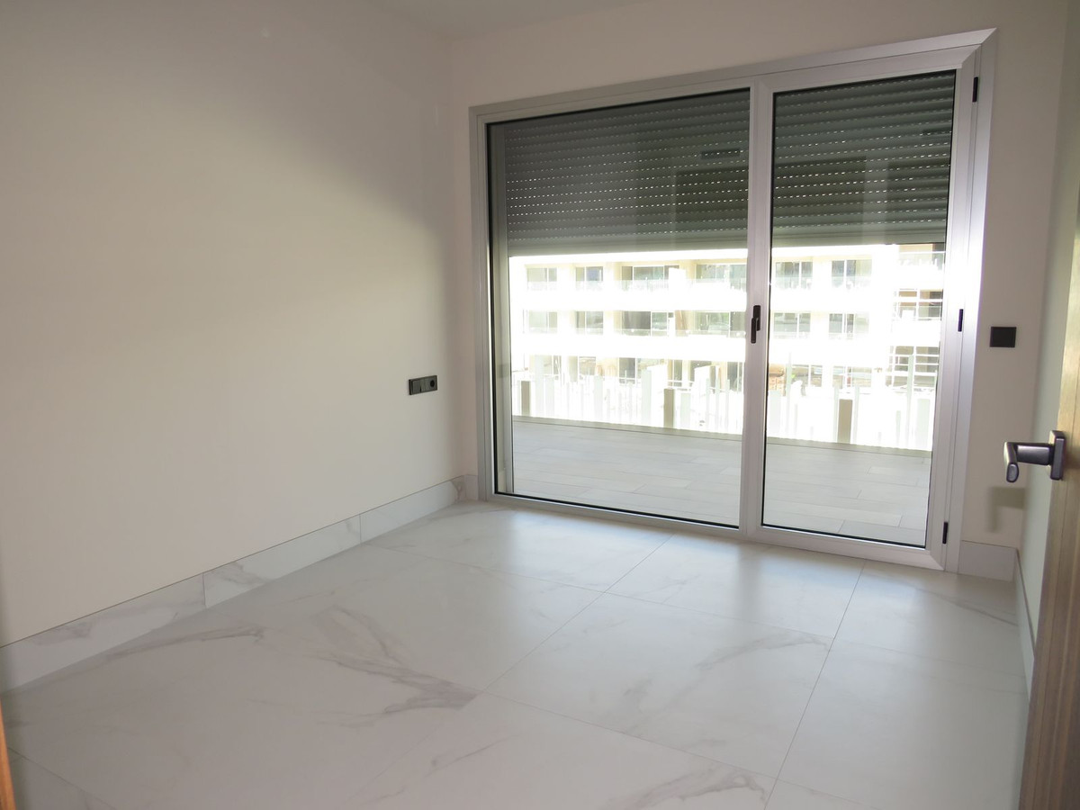 3 Bed Apartment for sale in San Pedro De Alcántara Costa Del Sol, Málaga, Spain