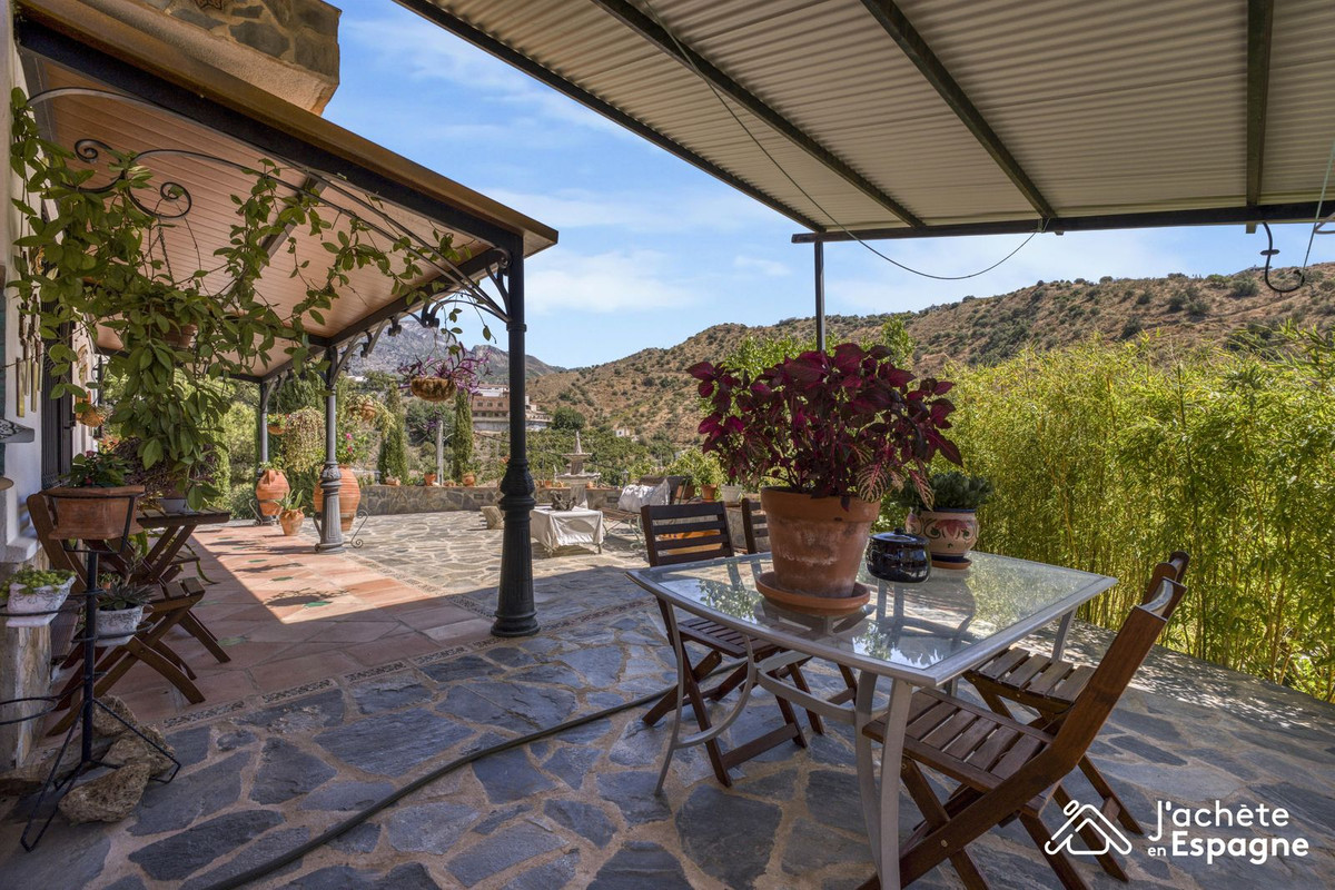 Se vende Villa - Chalet de 4 dormitorios en Costa Del Sol East, Málaga, España