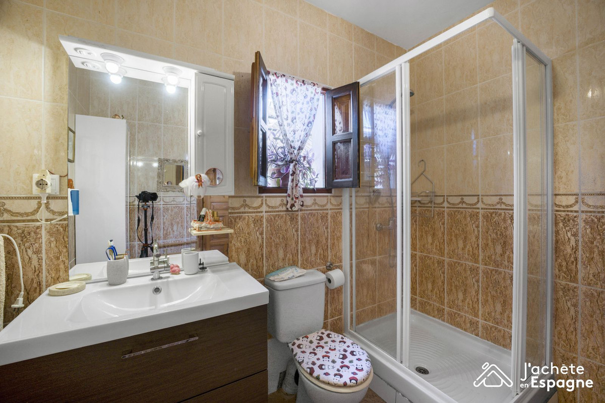 Se vende Villa - Chalet de 4 dormitorios en Costa Del Sol East, Málaga, España