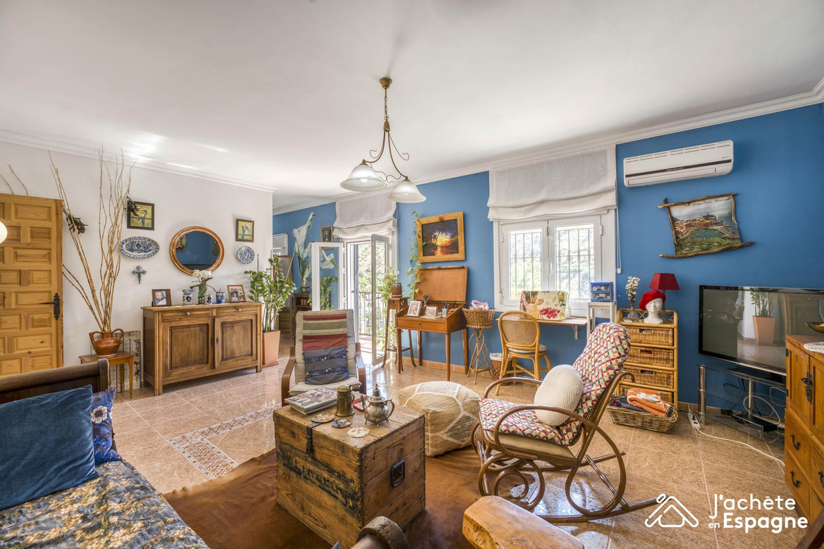 Se vende Villa - Chalet de 4 dormitorios en Costa Del Sol East, Málaga, España