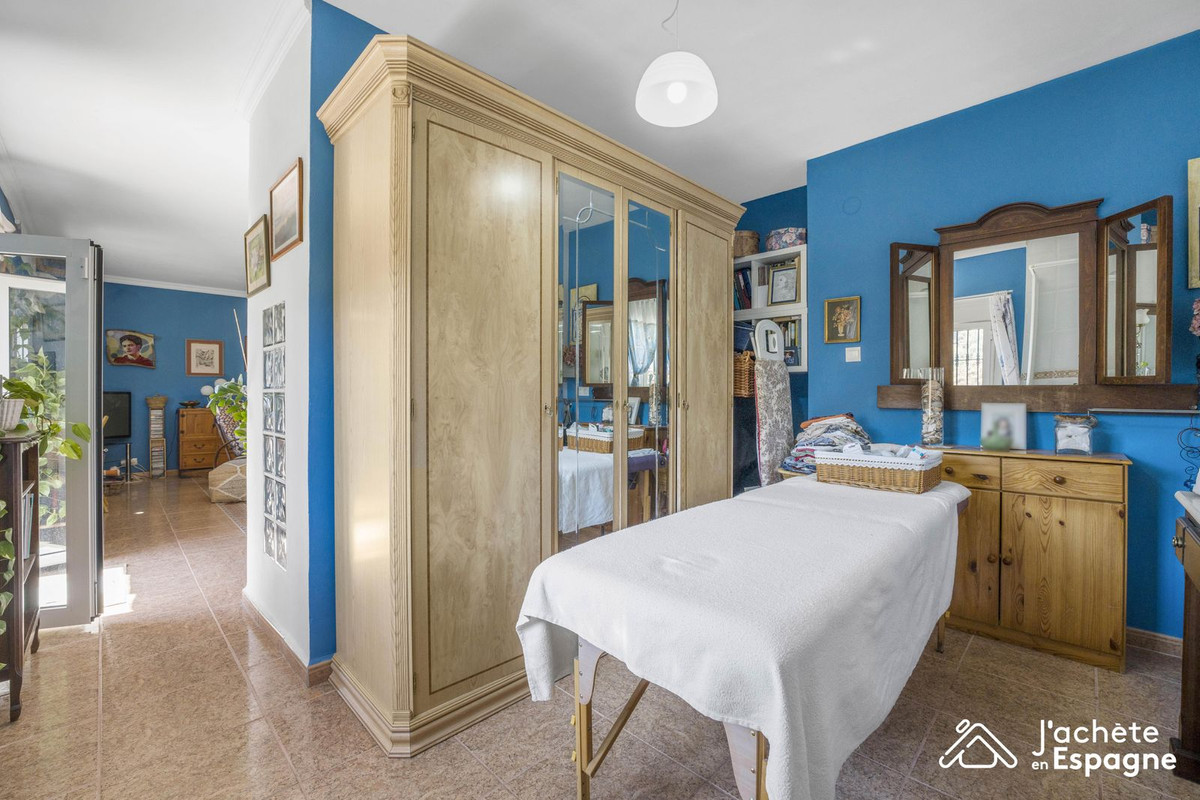 Se vende Villa - Chalet de 4 dormitorios en Costa Del Sol East, Málaga, España