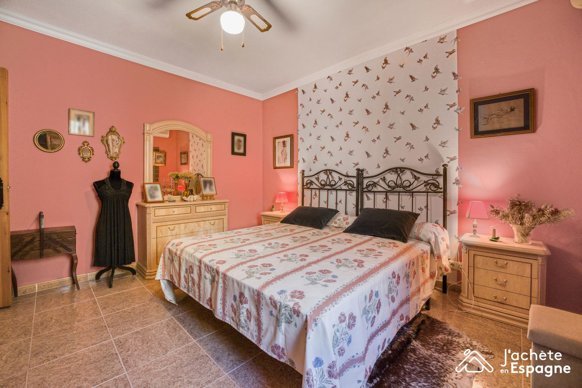 Se vende Villa - Chalet de 4 dormitorios en Costa Del Sol East, Málaga, España