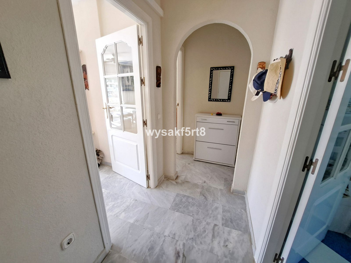 2 Bed Apartment for sale in La Duquesa Costa Del Sol, Málaga, Spain