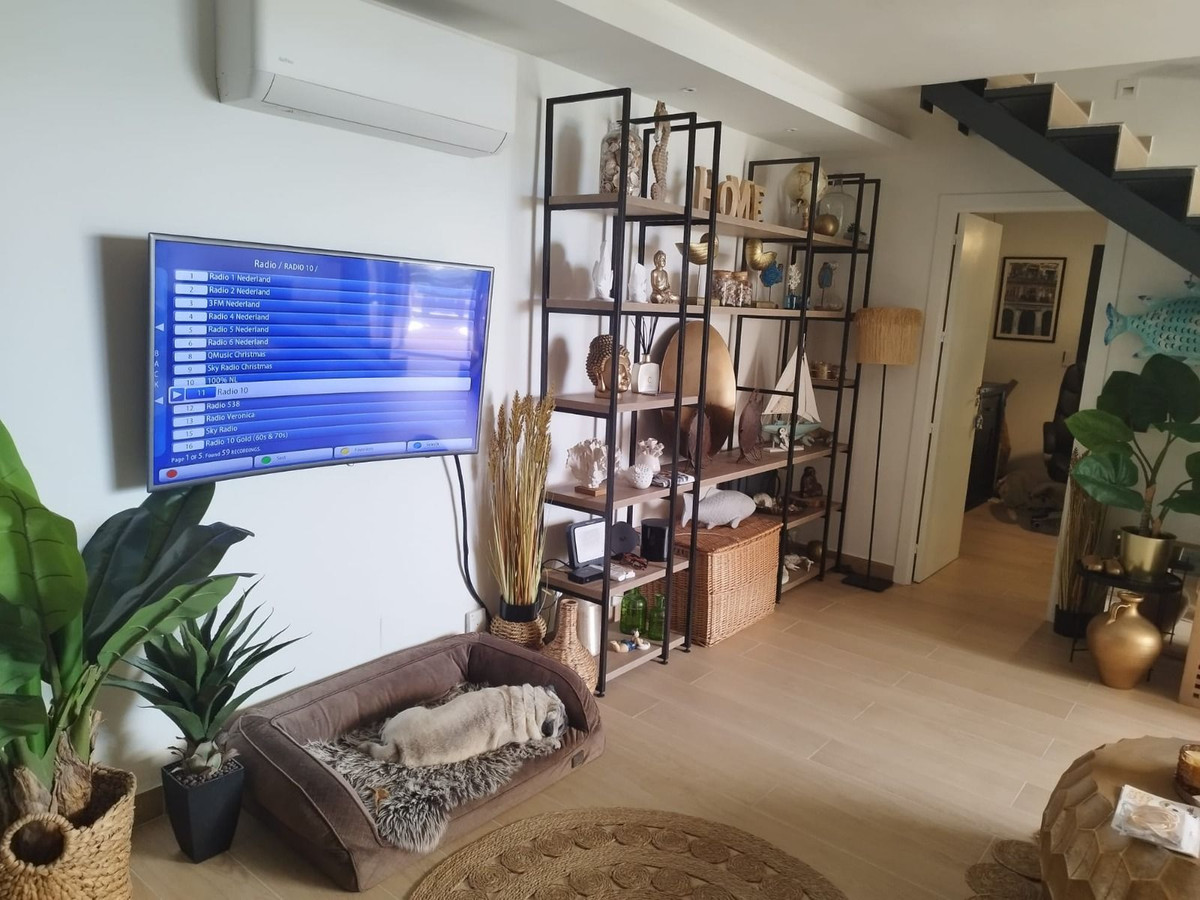 3 Bed Townhouse for sale in Estepona Costa Del Sol, Málaga, Spain