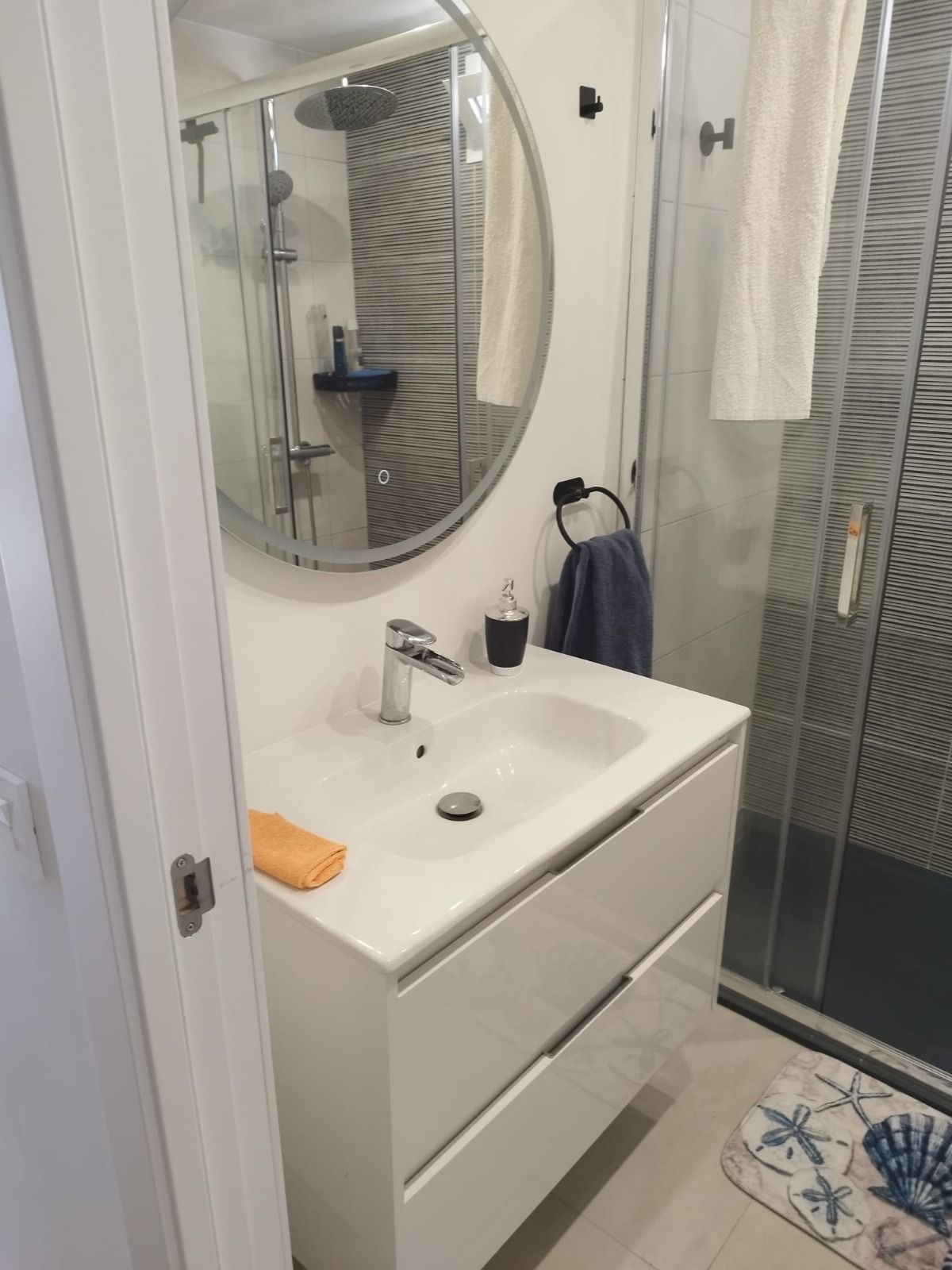 3 Bed Townhouse for sale in Estepona Costa Del Sol, Málaga, Spain