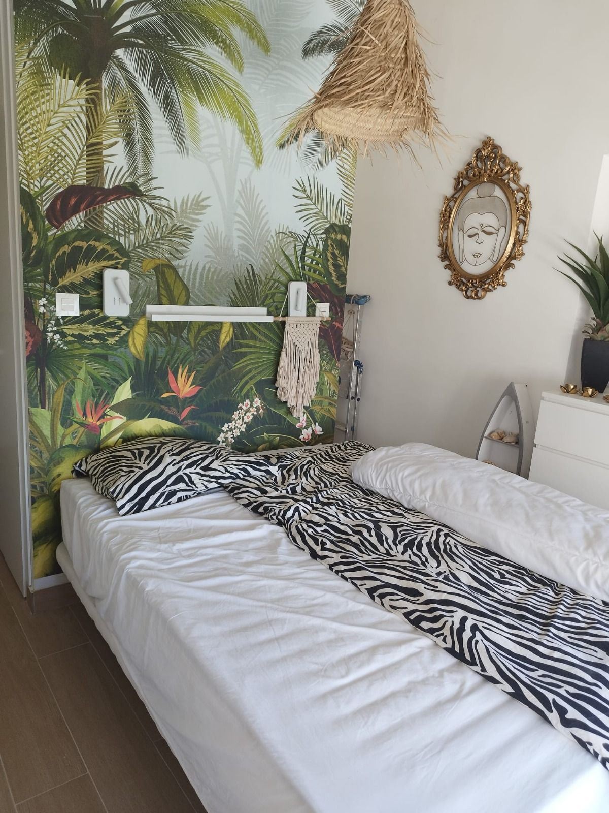 3 Bed Townhouse for sale in Estepona Costa Del Sol, Málaga, Spain