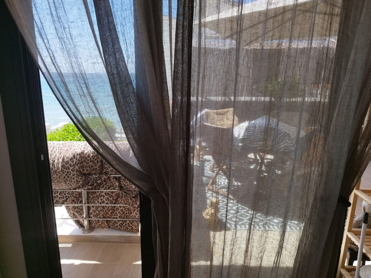 3 Bed Townhouse for sale in Estepona Costa Del Sol, Málaga, Spain