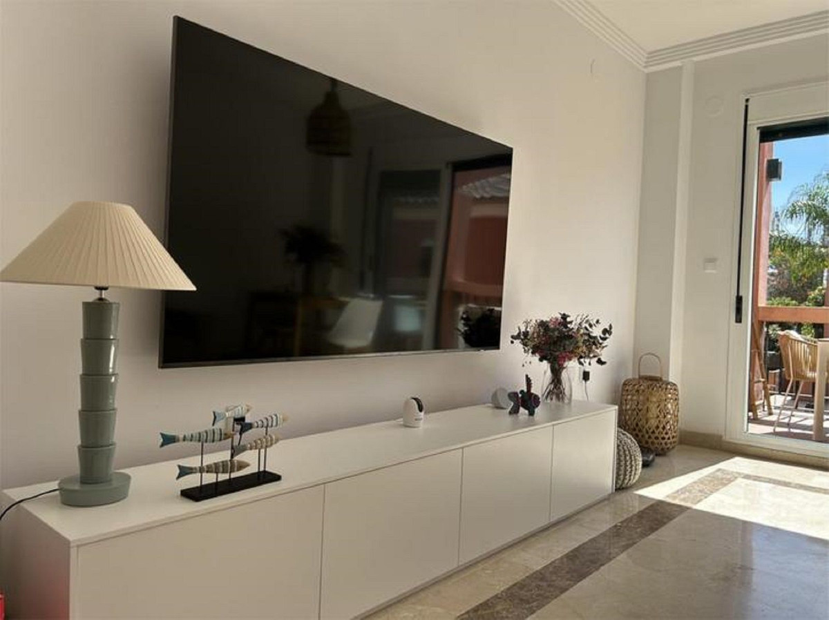 Se vende Apartamento Planta Media de 2 dormitorios en Costa Del Sol, Málaga, España