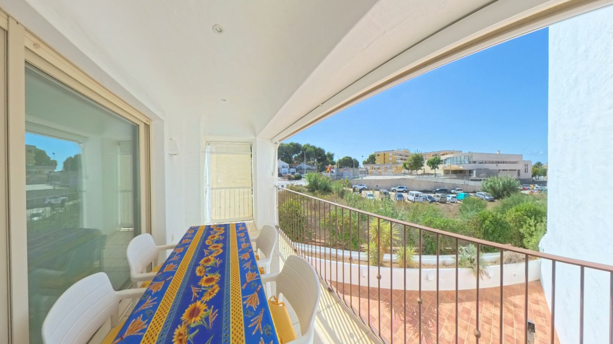 Se vende Apartamento Planta Media de 3 dormitorios en Costa Blanca, Alicante, España