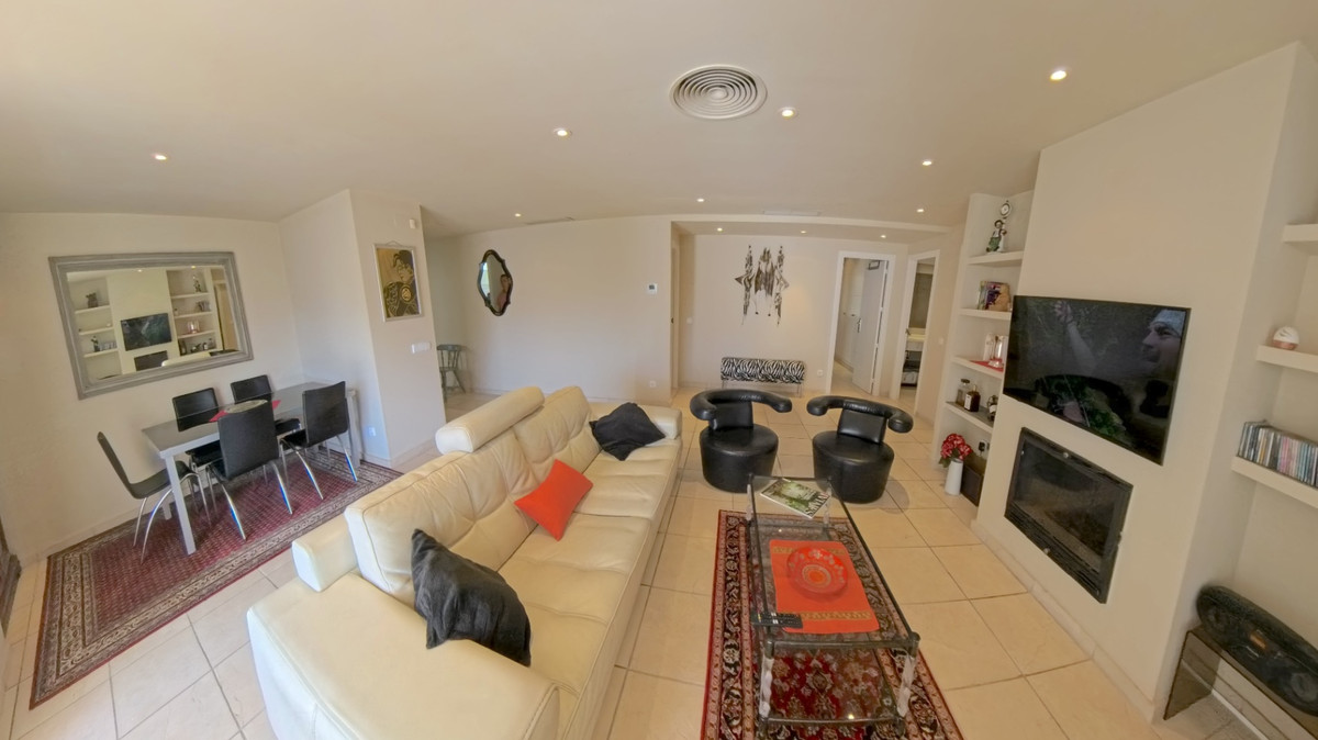 Se vende Apartamento Planta Media de 3 dormitorios en Costa Blanca, Alicante, España