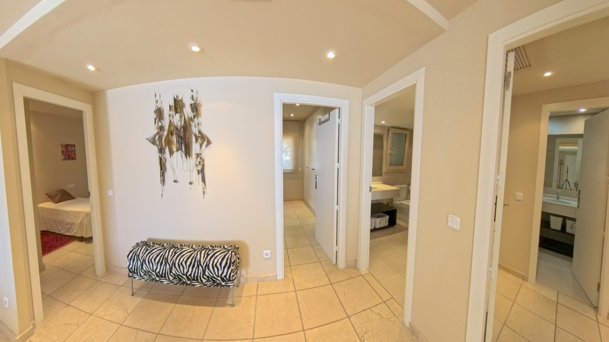 Se vende Apartamento Planta Media de 3 dormitorios en Costa Blanca, Alicante, España