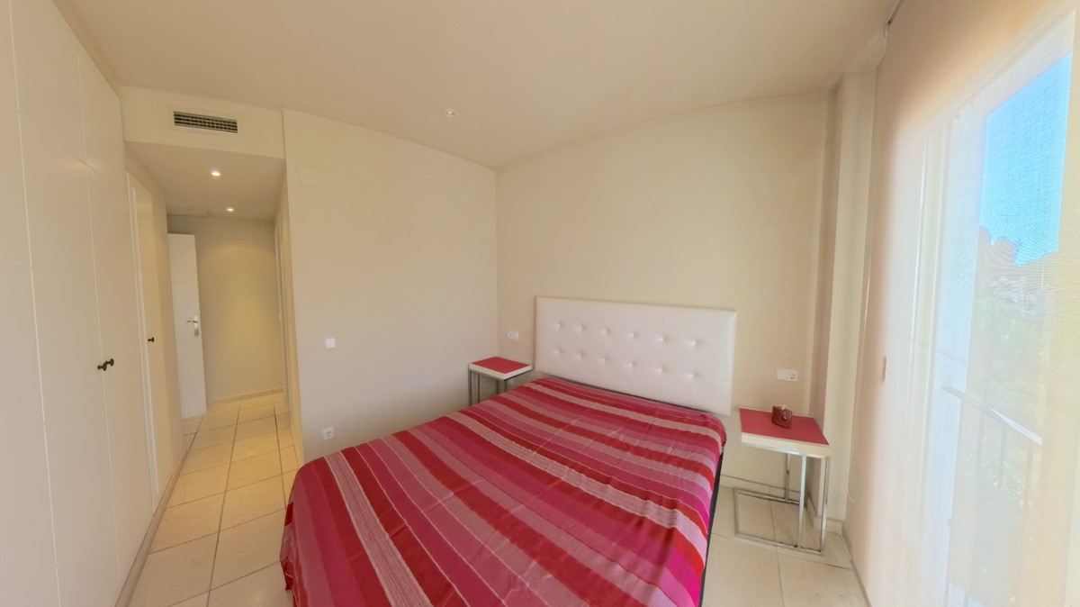 Se vende Apartamento Planta Media de 3 dormitorios en Costa Blanca, Alicante, España