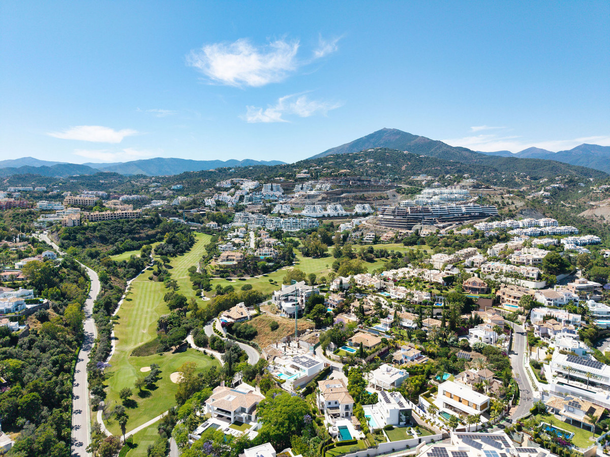 Se vende Villa - Chalet de 5 dormitorios en Costa Del Sol, Málaga, España