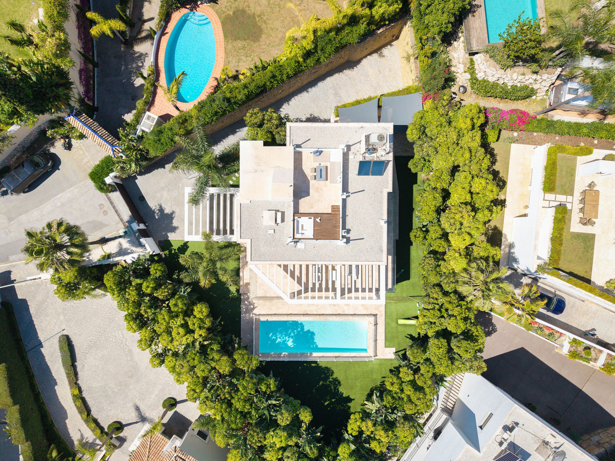 Se vende Villa - Chalet de 5 dormitorios en Costa Del Sol, Málaga, España