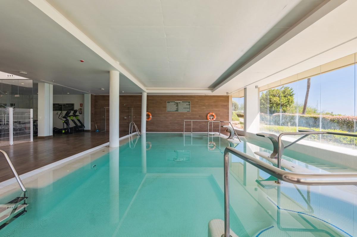 Se vende Apartamento Planta Media de 2 dormitorios en Costa Del Sol, Málaga, España