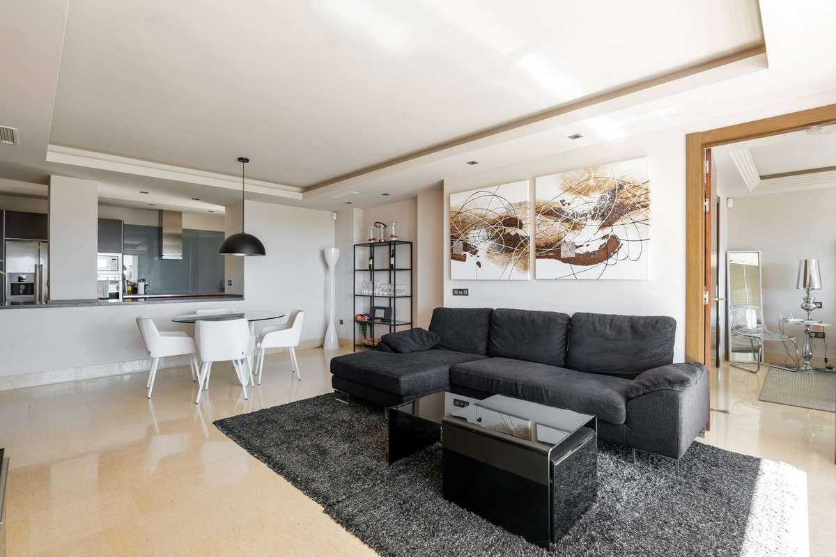 Se vende Apartamento Planta Media de 2 dormitorios en Costa Del Sol, Málaga, España