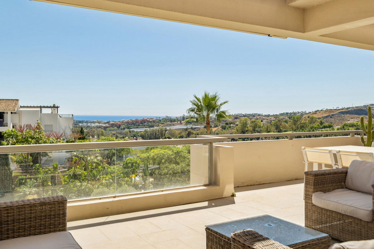 Se vende Apartamento Planta Media de 2 dormitorios en Costa Del Sol, Málaga, España
