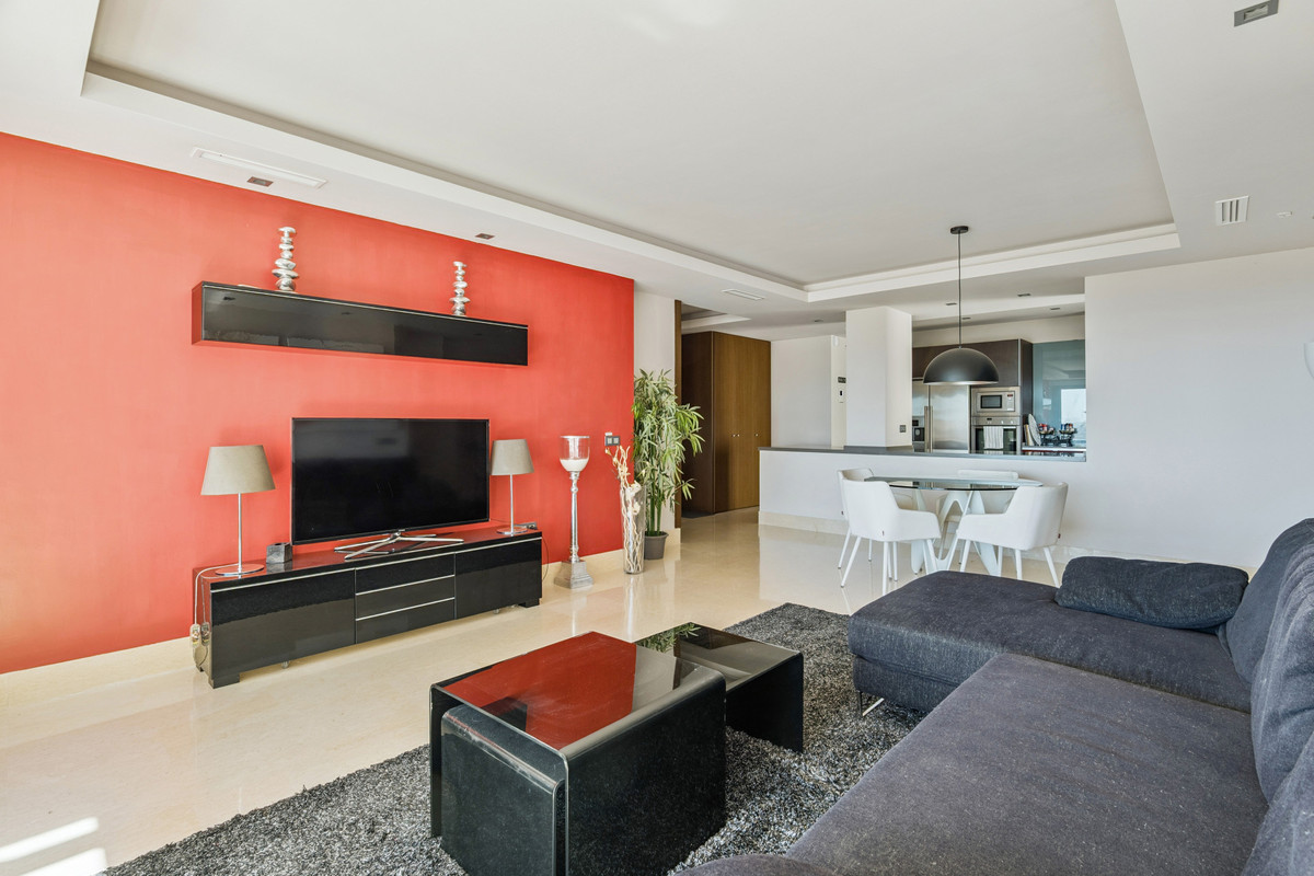 Se vende Apartamento Planta Media de 2 dormitorios en Costa Del Sol, Málaga, España
