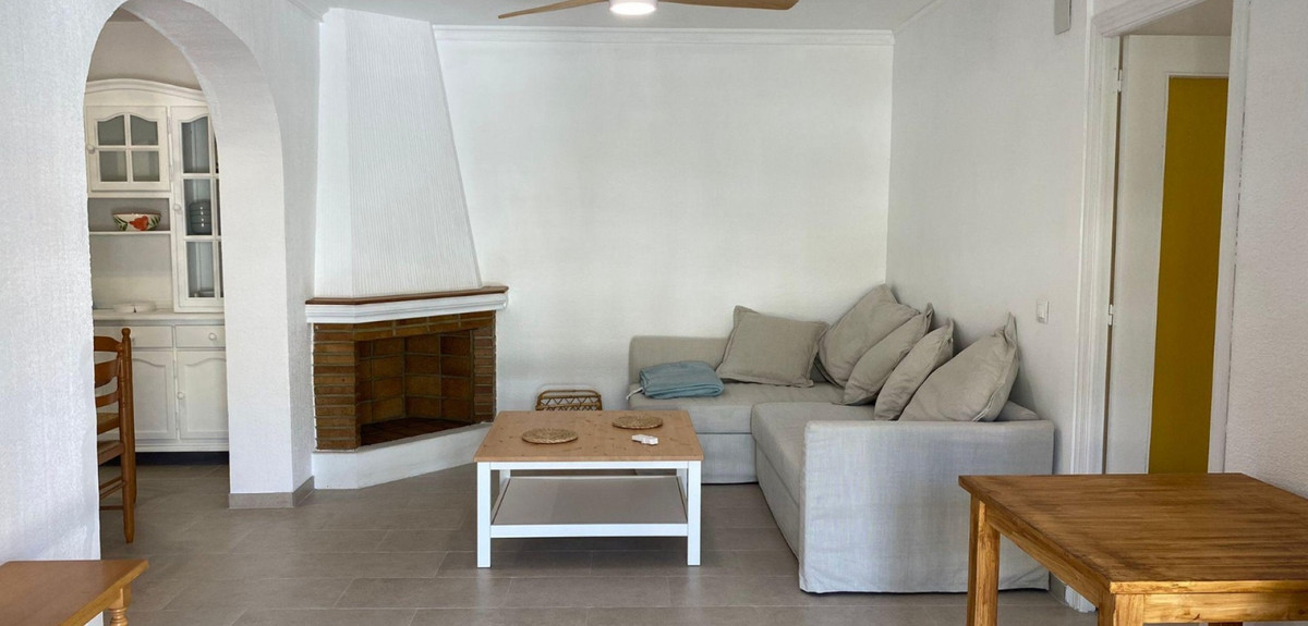 Se vende Bungalow de 2 dormitorios en Costa Blanca, Alicante, España