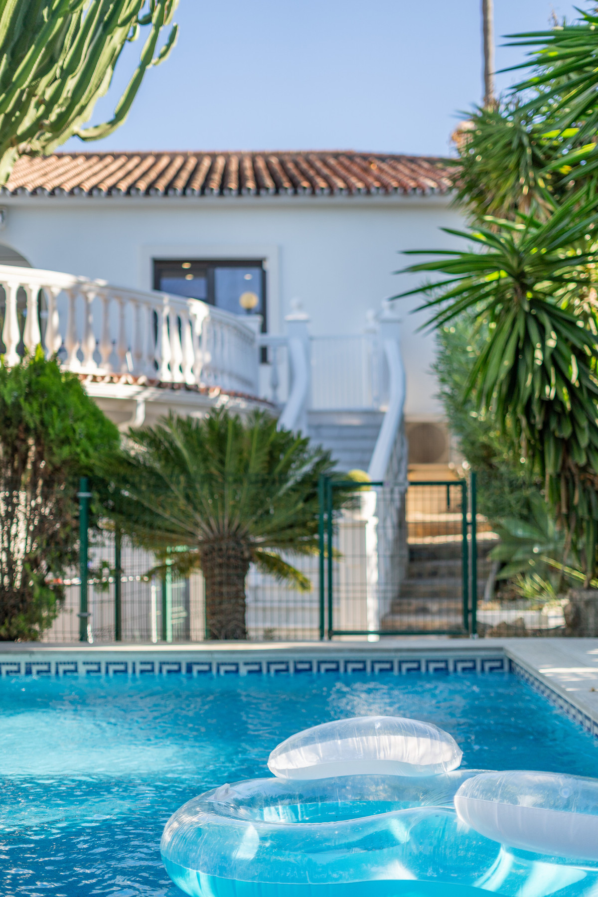 7 Bed Townhouse for sale in Marbella Costa Del Sol, Málaga, Spain