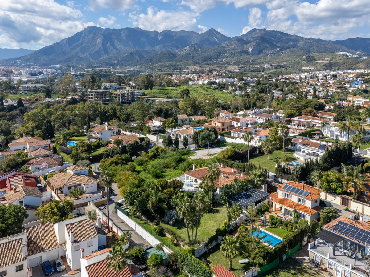 7 Bed Townhouse for sale in Marbella Costa Del Sol, Málaga, Spain