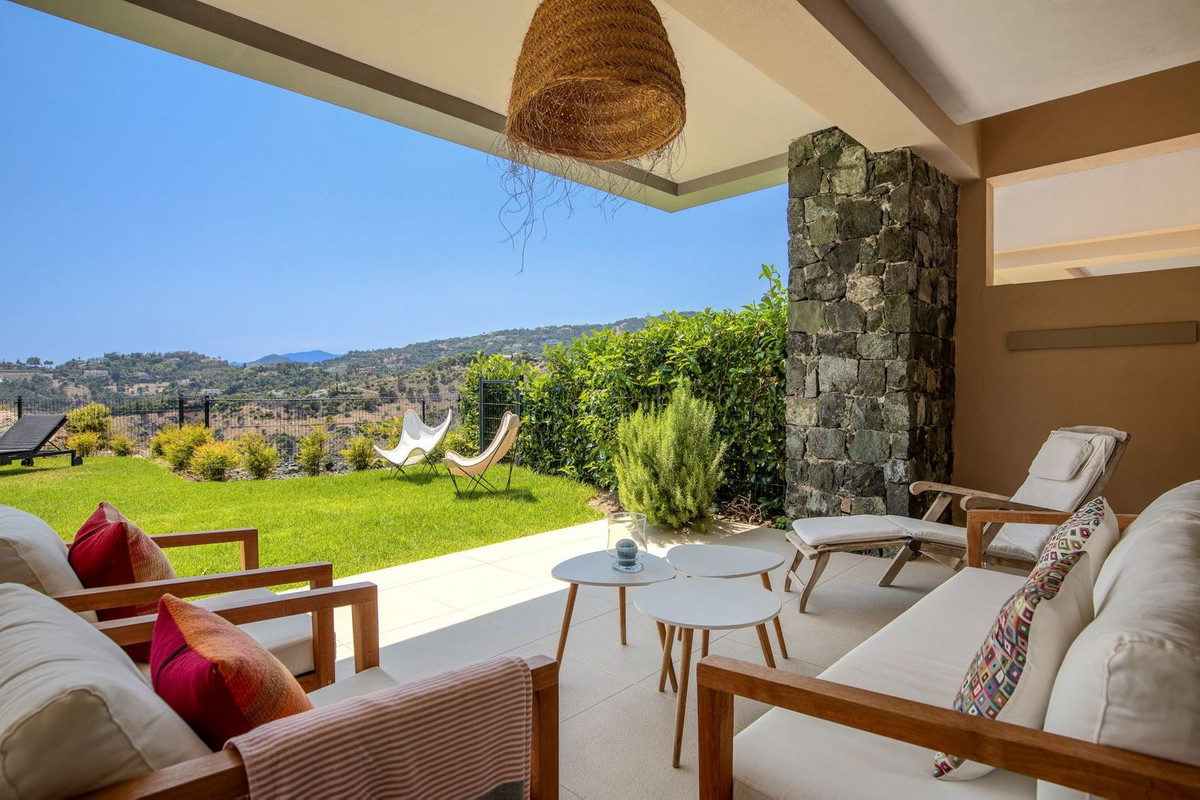 Se vende Apartamento Planta Baja de 3 dormitorios en Costa Del Sol, Málaga, España