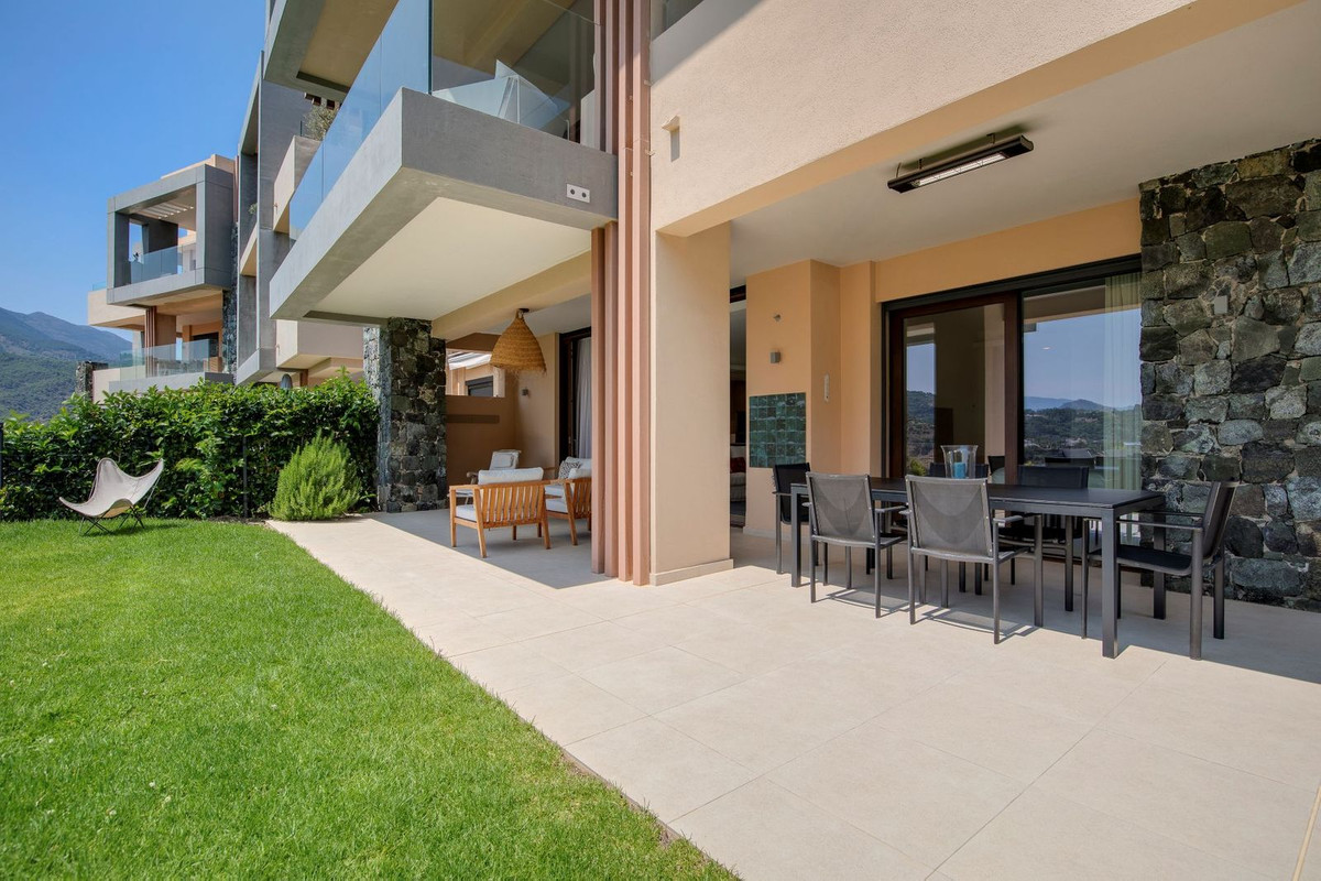 Se vende Apartamento Planta Baja de 3 dormitorios en Costa Del Sol, Málaga, España