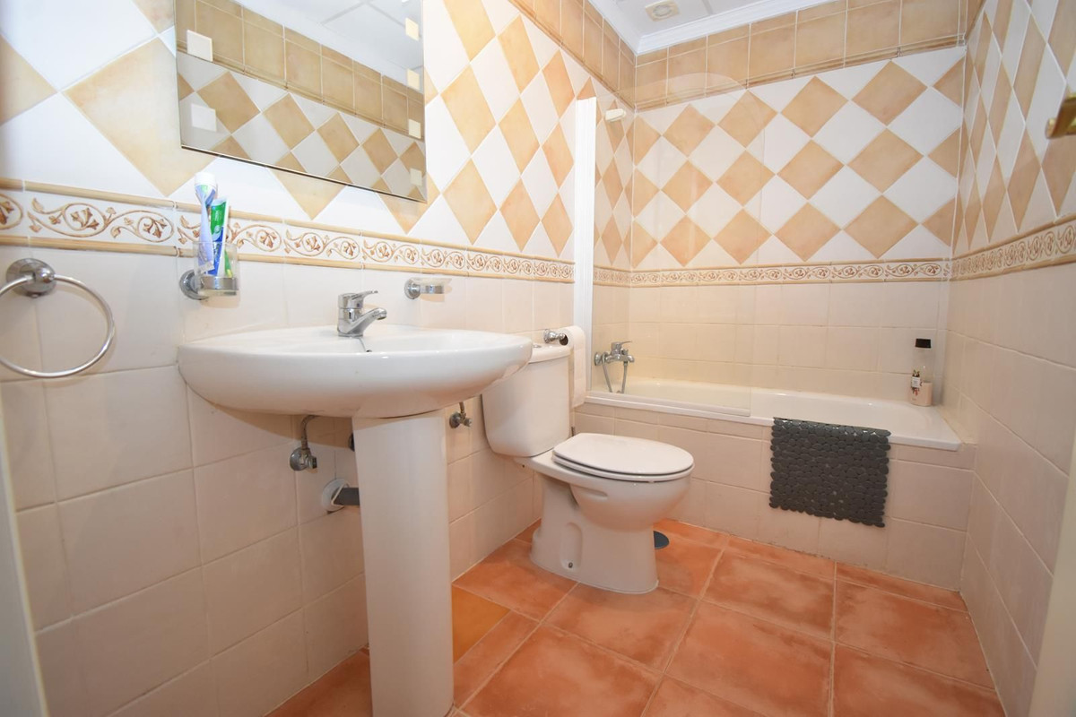 2 Bed Apartment for sale in Elviria Costa Del Sol, Málaga, Spain