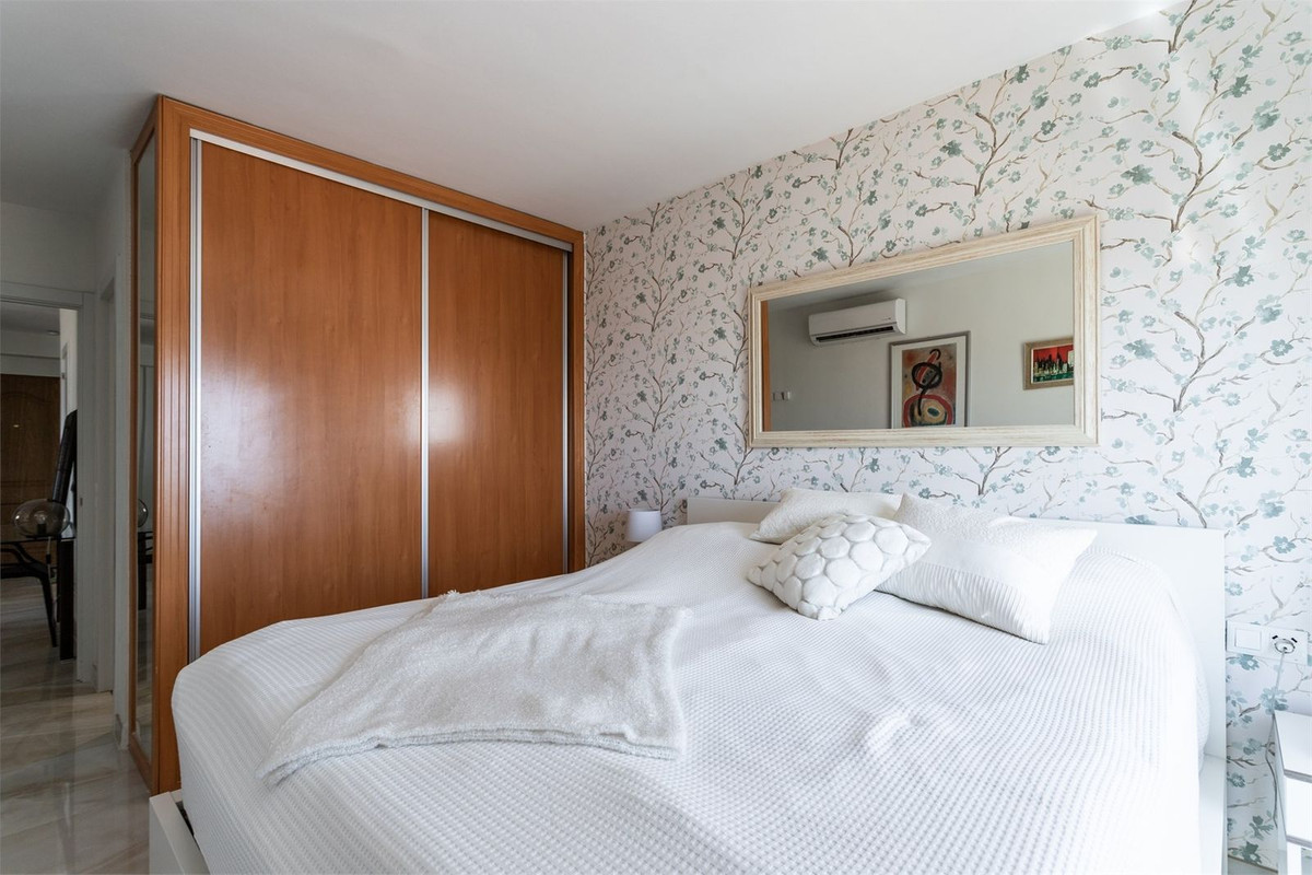 2 Bed Apartment for sale in Higueron Costa Del Sol, Málaga, Spain