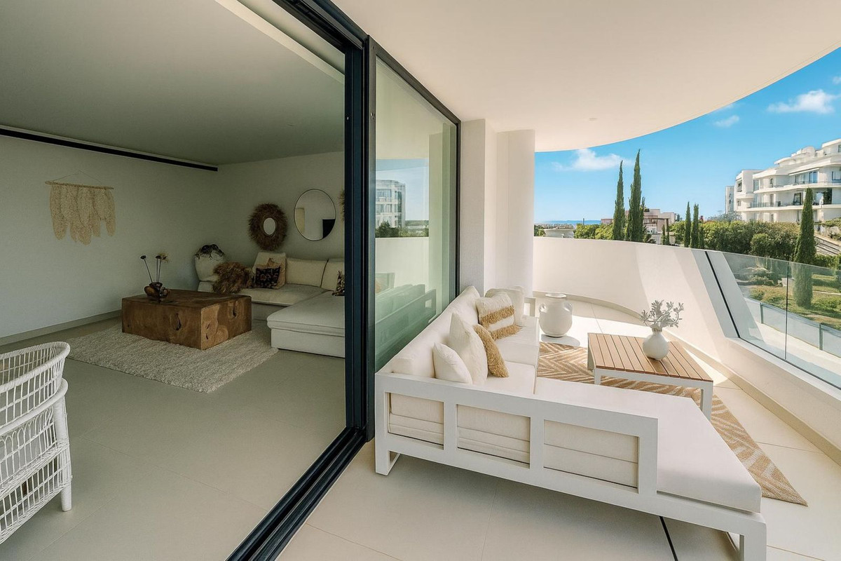 3 Bed Apartment for sale in Higueron Costa Del Sol, Málaga, Spain