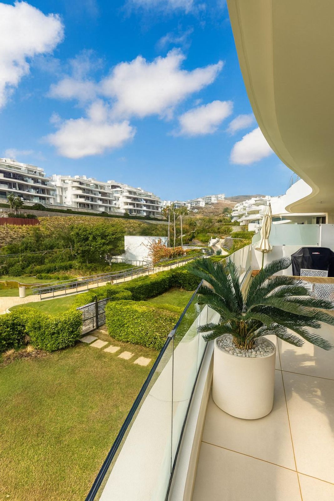 3 Bed Apartment for sale in Higueron Costa Del Sol, Málaga, Spain