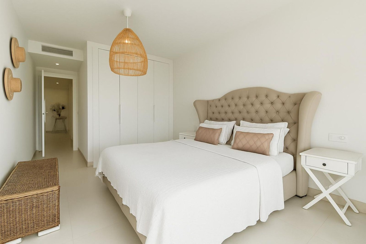 3 Bed Apartment for sale in Higueron Costa Del Sol, Málaga, Spain